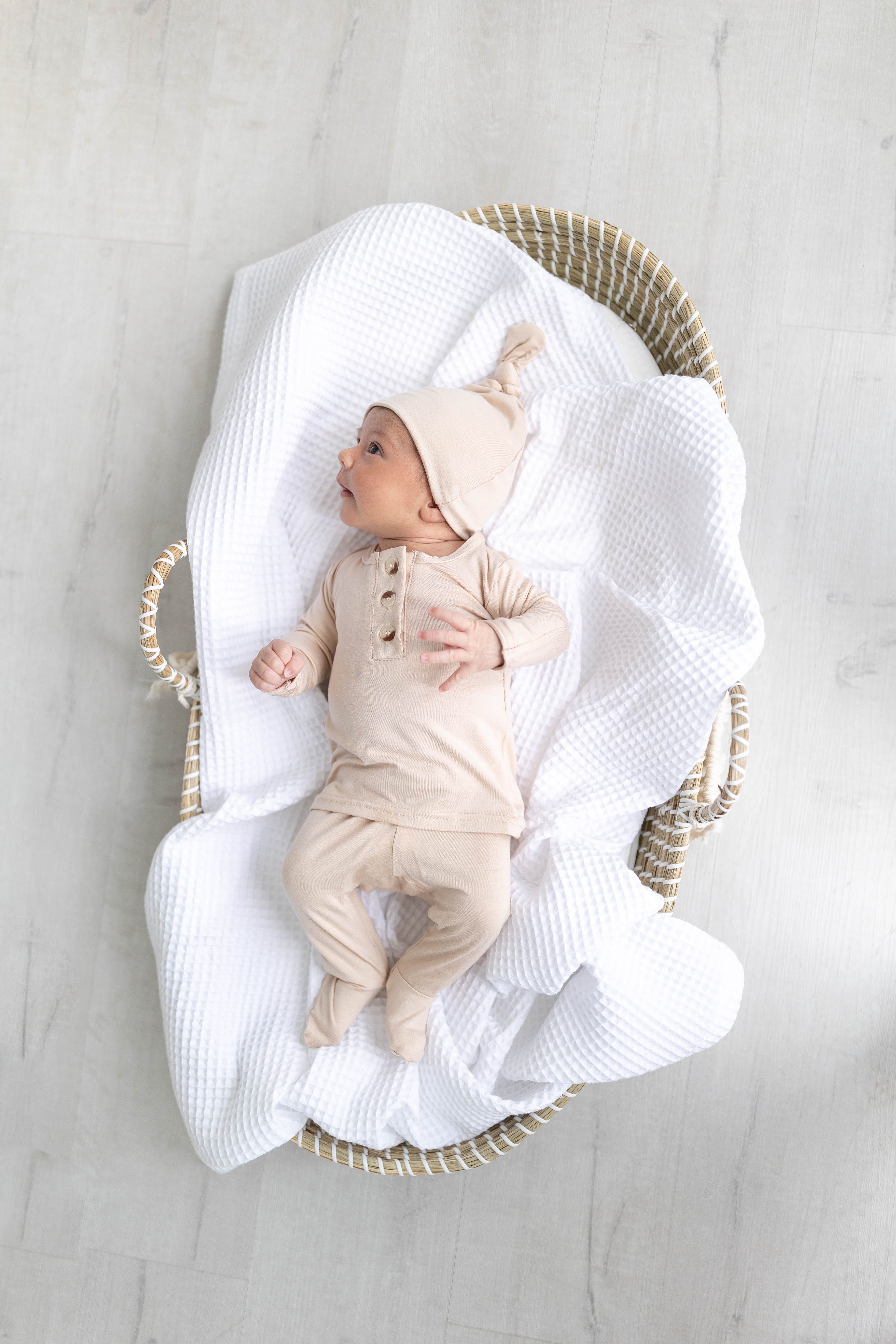 Riley Outfit and Hat Set | Sand | Milk & Baby