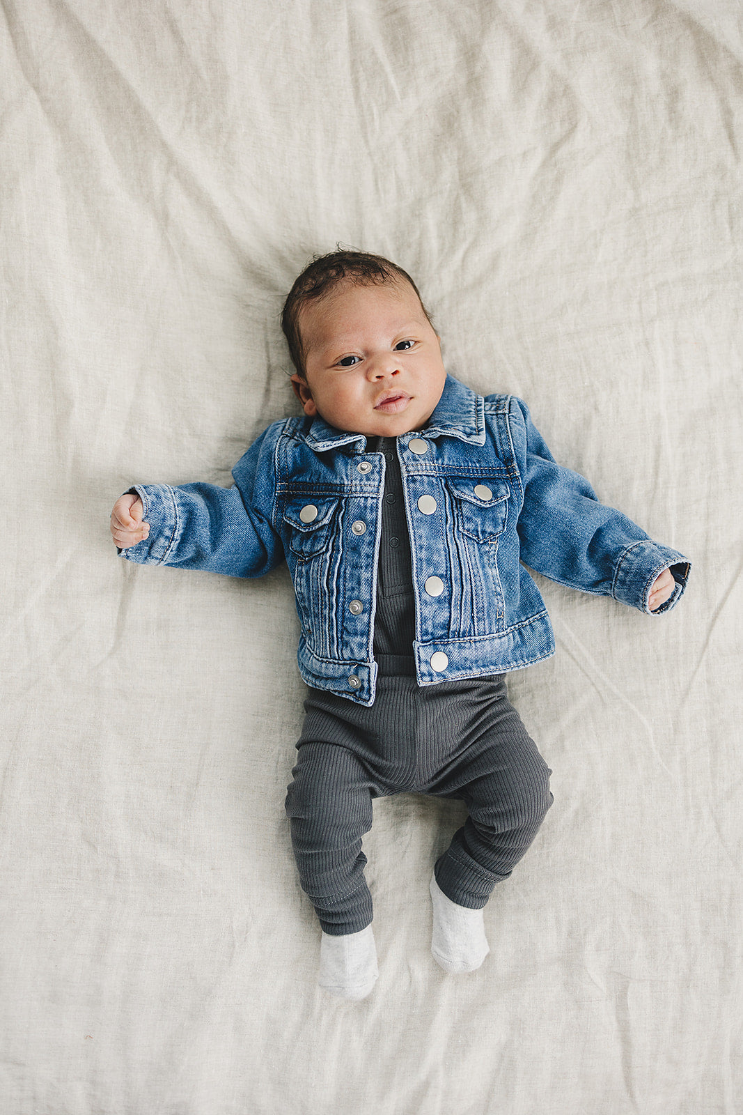 Charcoal Organic Snap Long Sleeve Ribbed Bodysuit | Milk & Baby