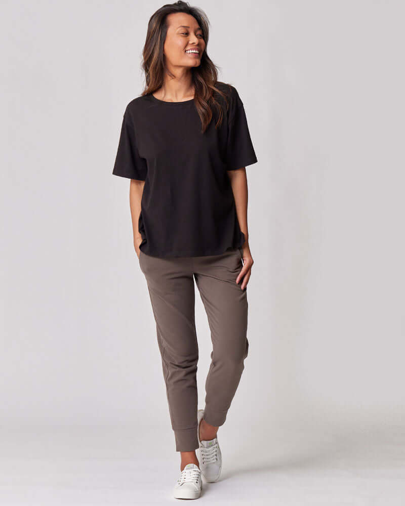 Everywhere Nursing & Maternity V-Neck Tee | Black | Milk & Baby