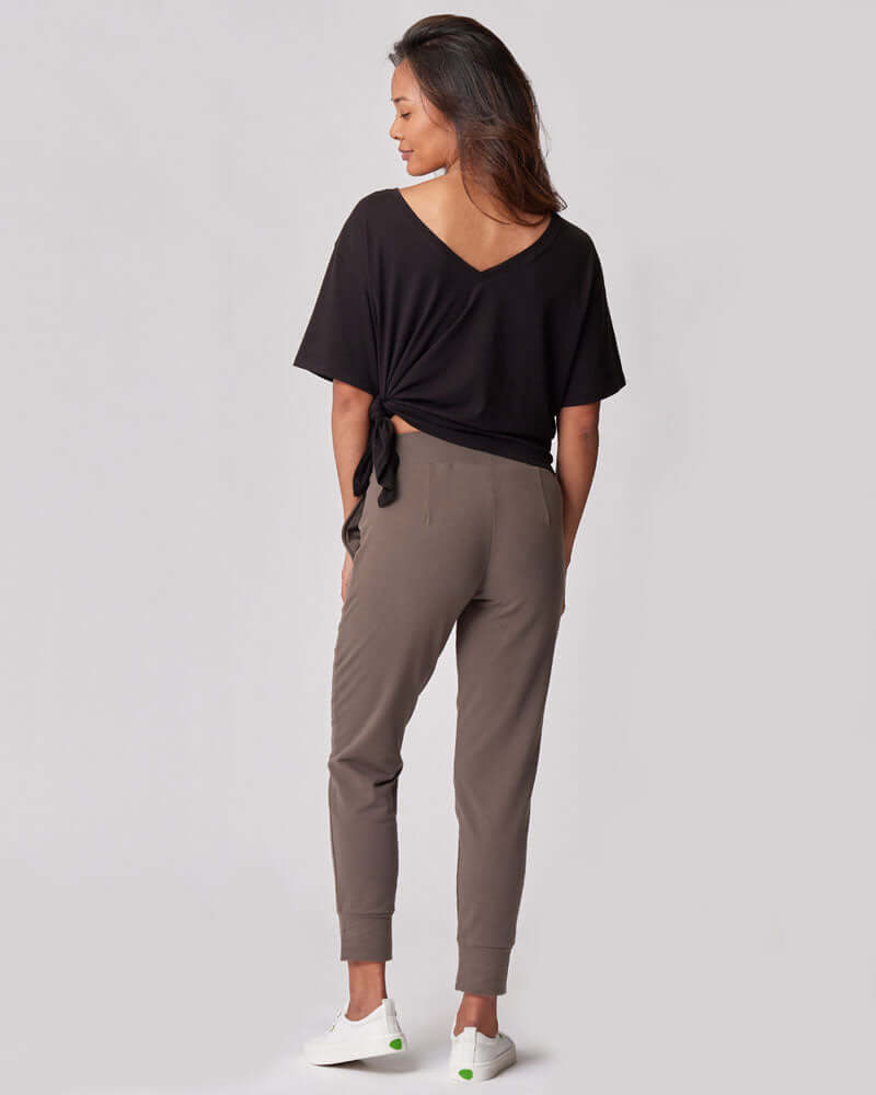 Everywhere Nursing & Maternity V-Neck Tee | Black | Milk & Baby