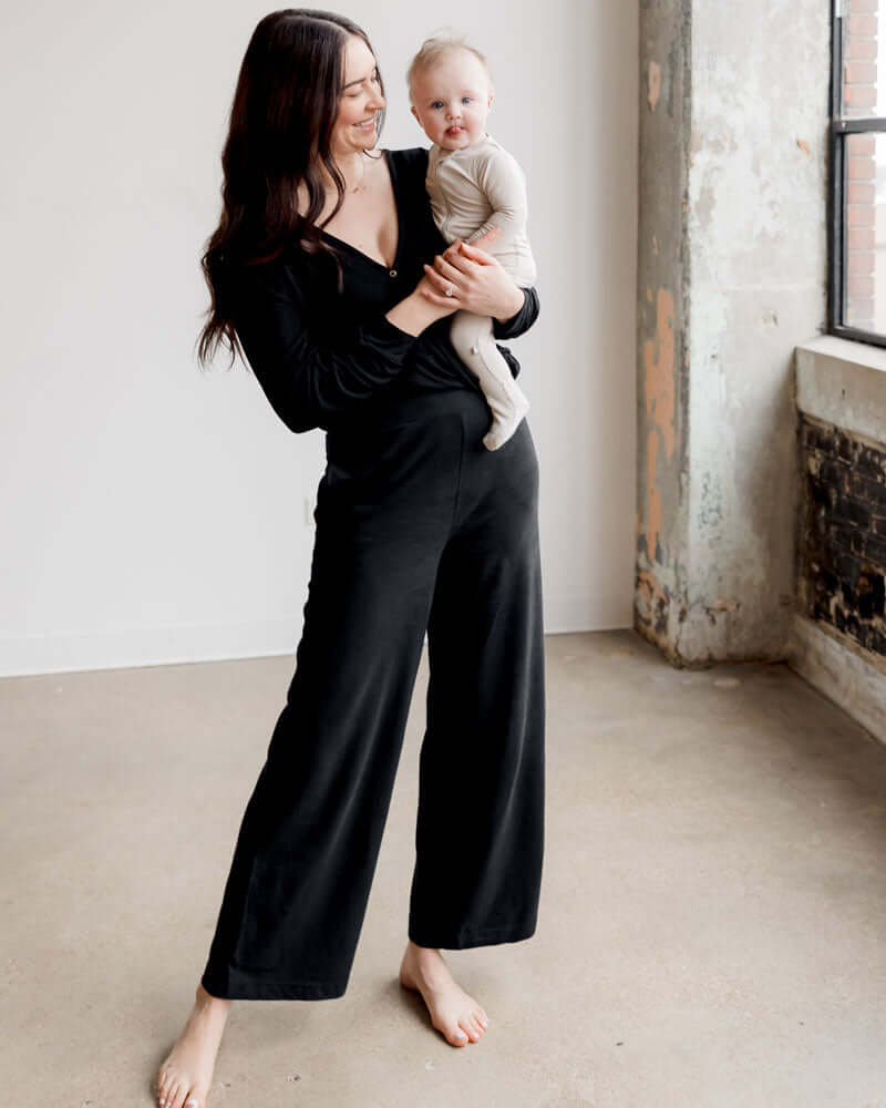 Nursing & Maternity Everywhere Long-Sleeve Wrap Blouse | Black | Milk & Baby