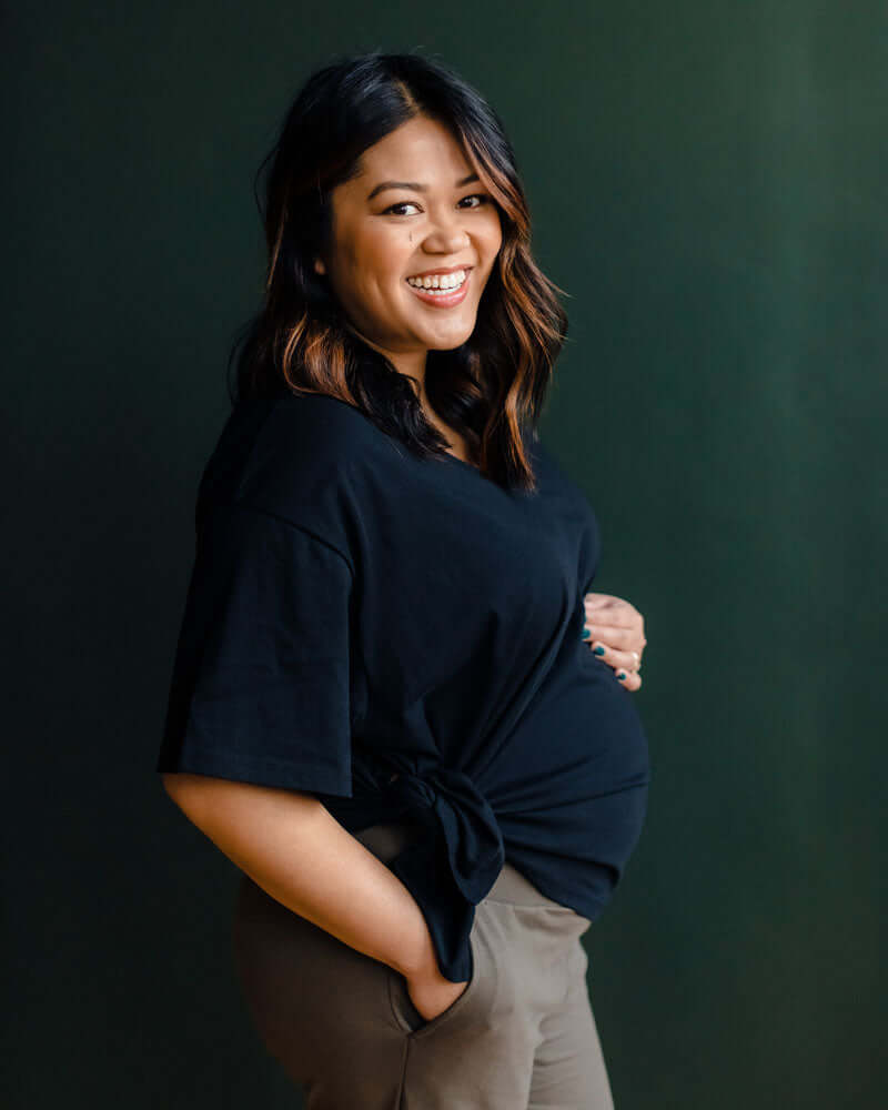 Everywhere Nursing & Maternity V-Neck Tee | Black | Milk & Baby