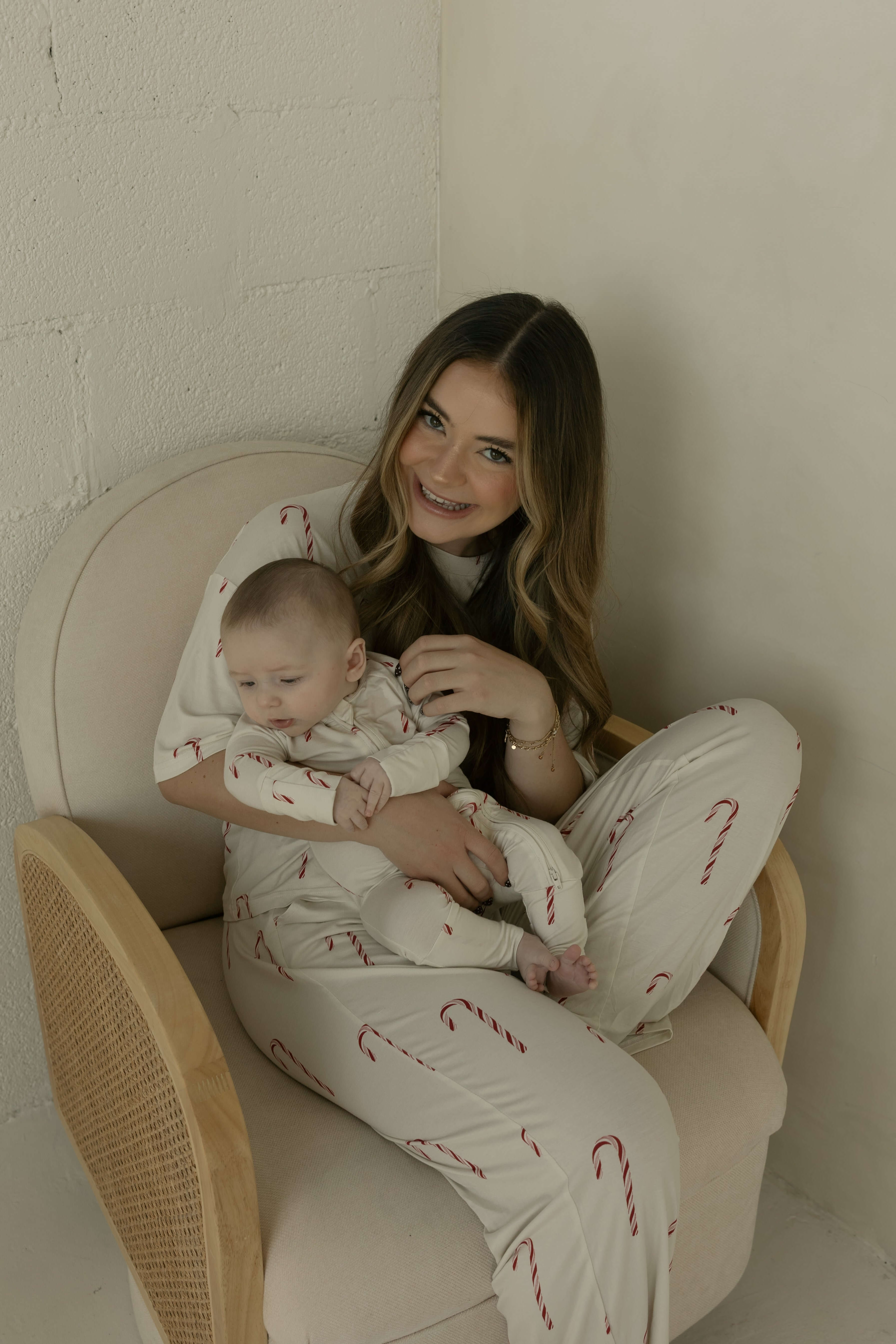 Bamboo Zip Pajamas | Candy Cane | Milk & Baby