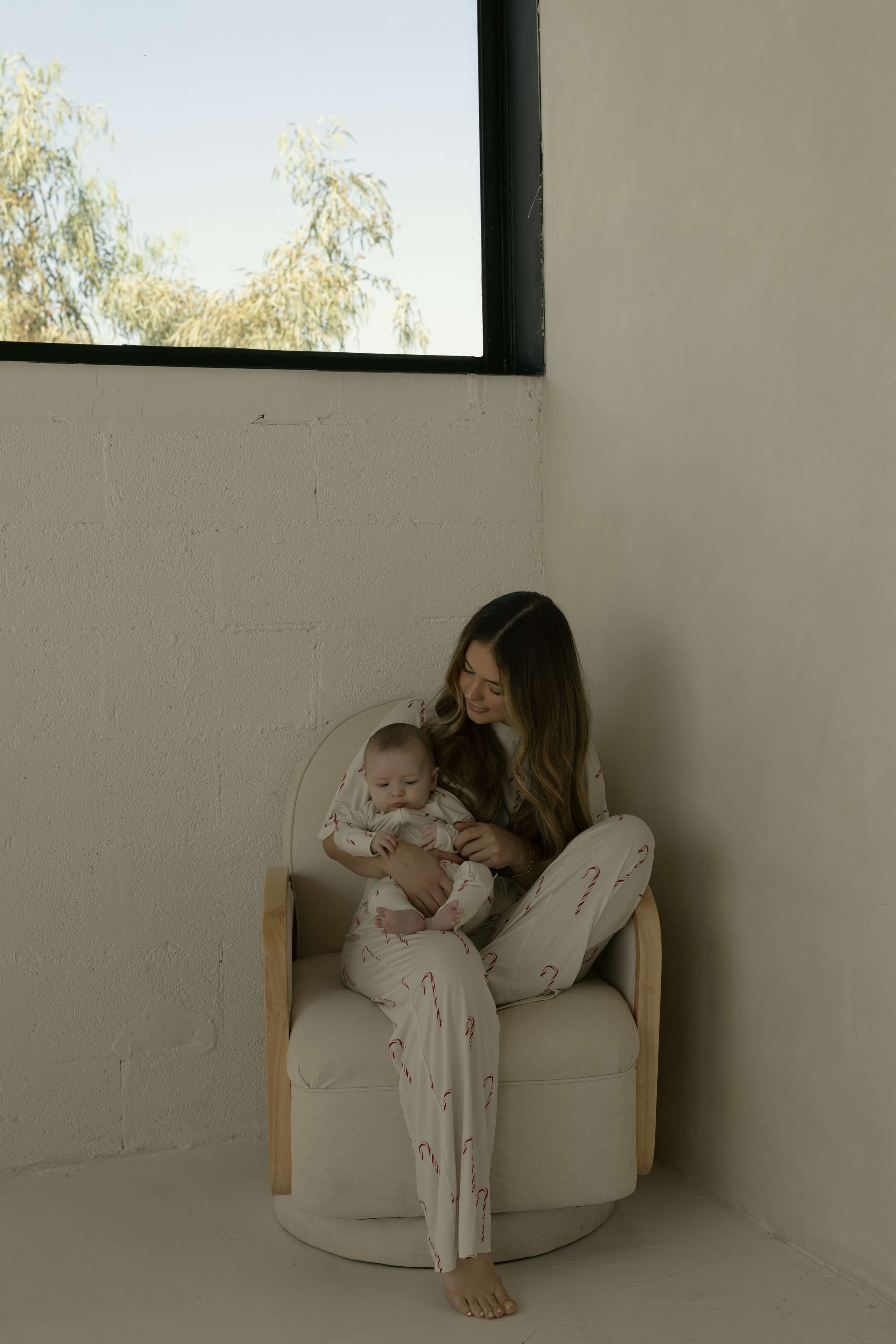 Bamboo Zip Pajamas | Candy Cane | Milk & Baby