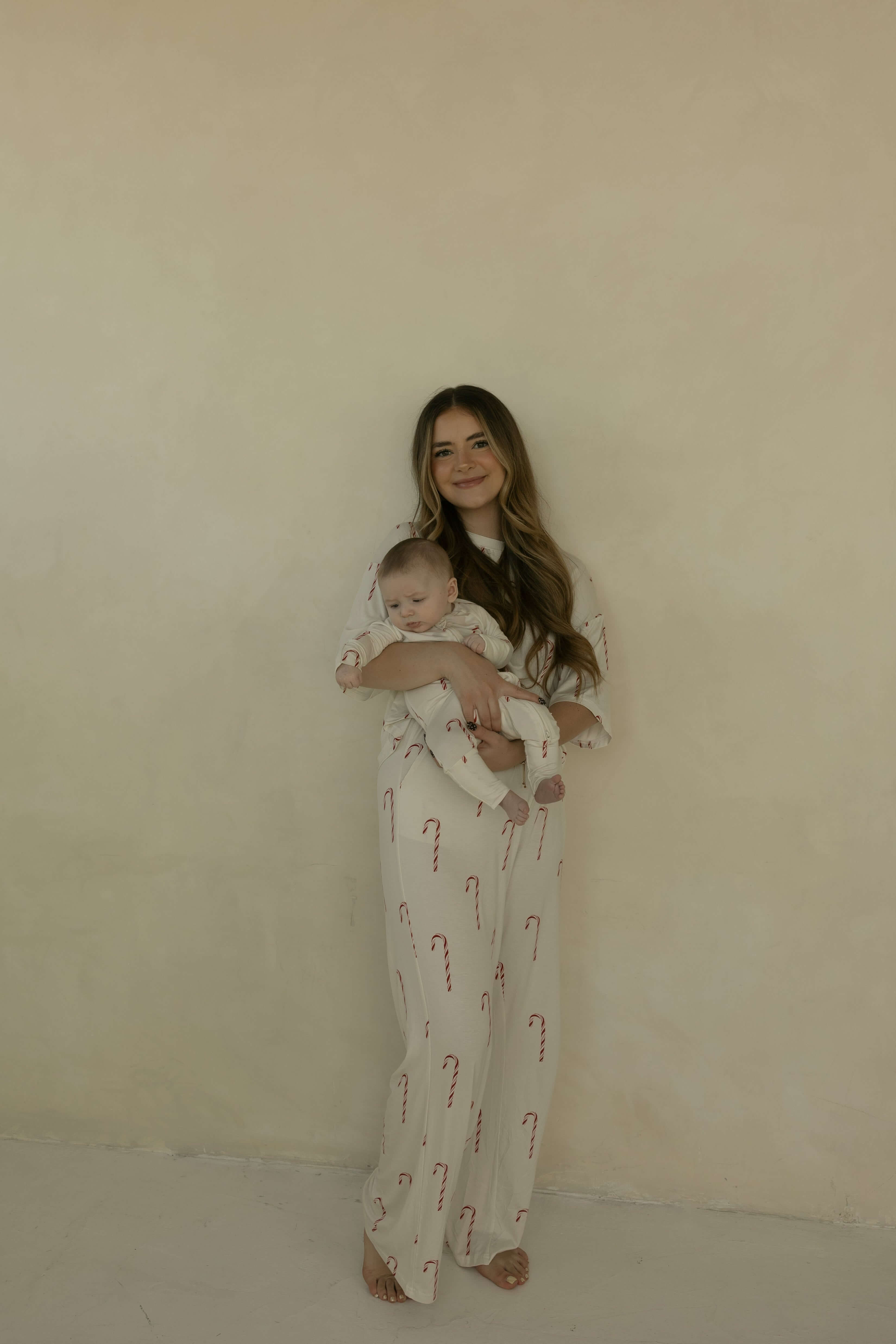 Bamboo Zip Pajamas | Candy Cane | Milk & Baby