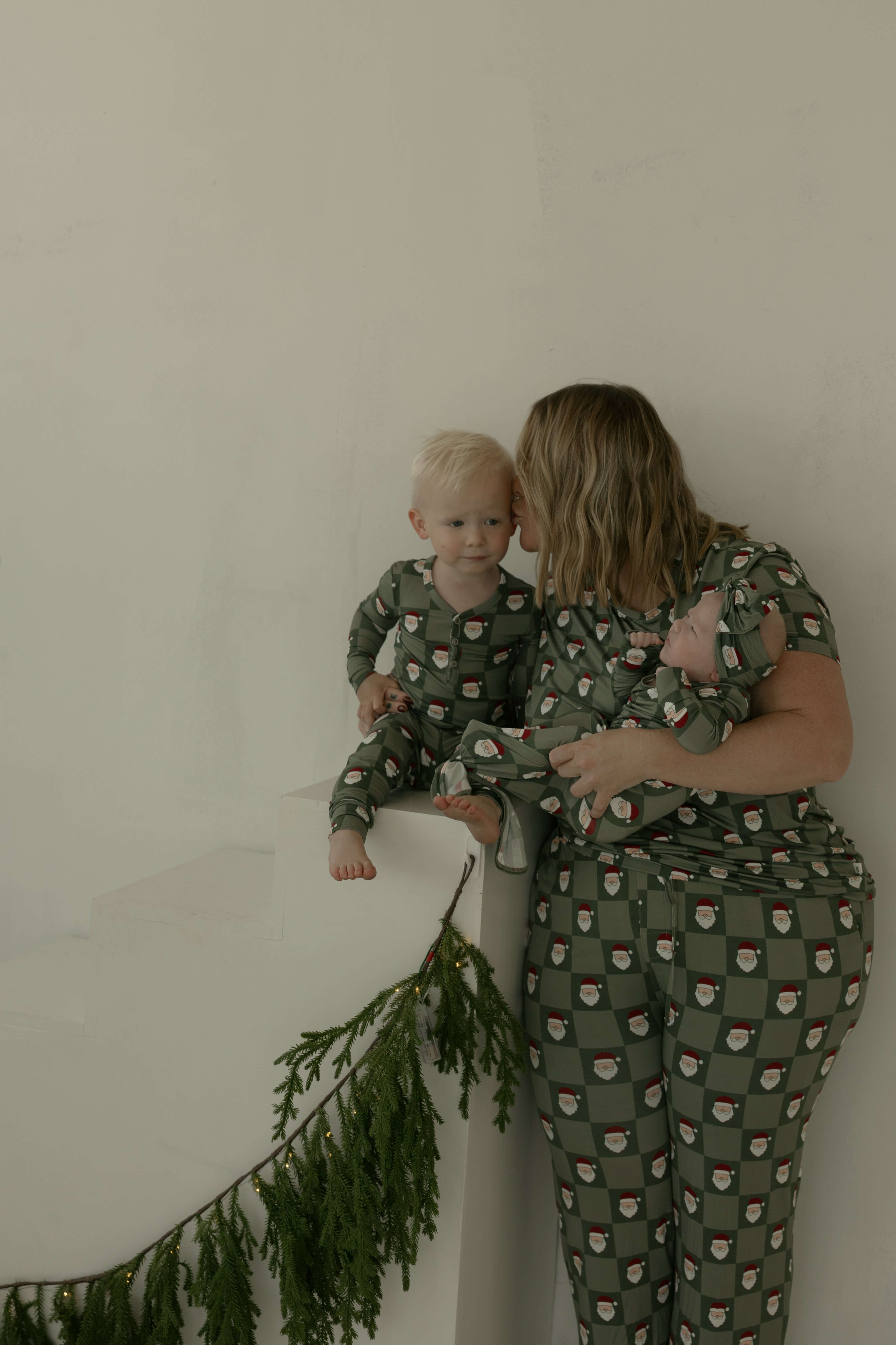 Santa Checkerboard | Men's Short Sleeve Bamboo Pajamas | Milk & Baby