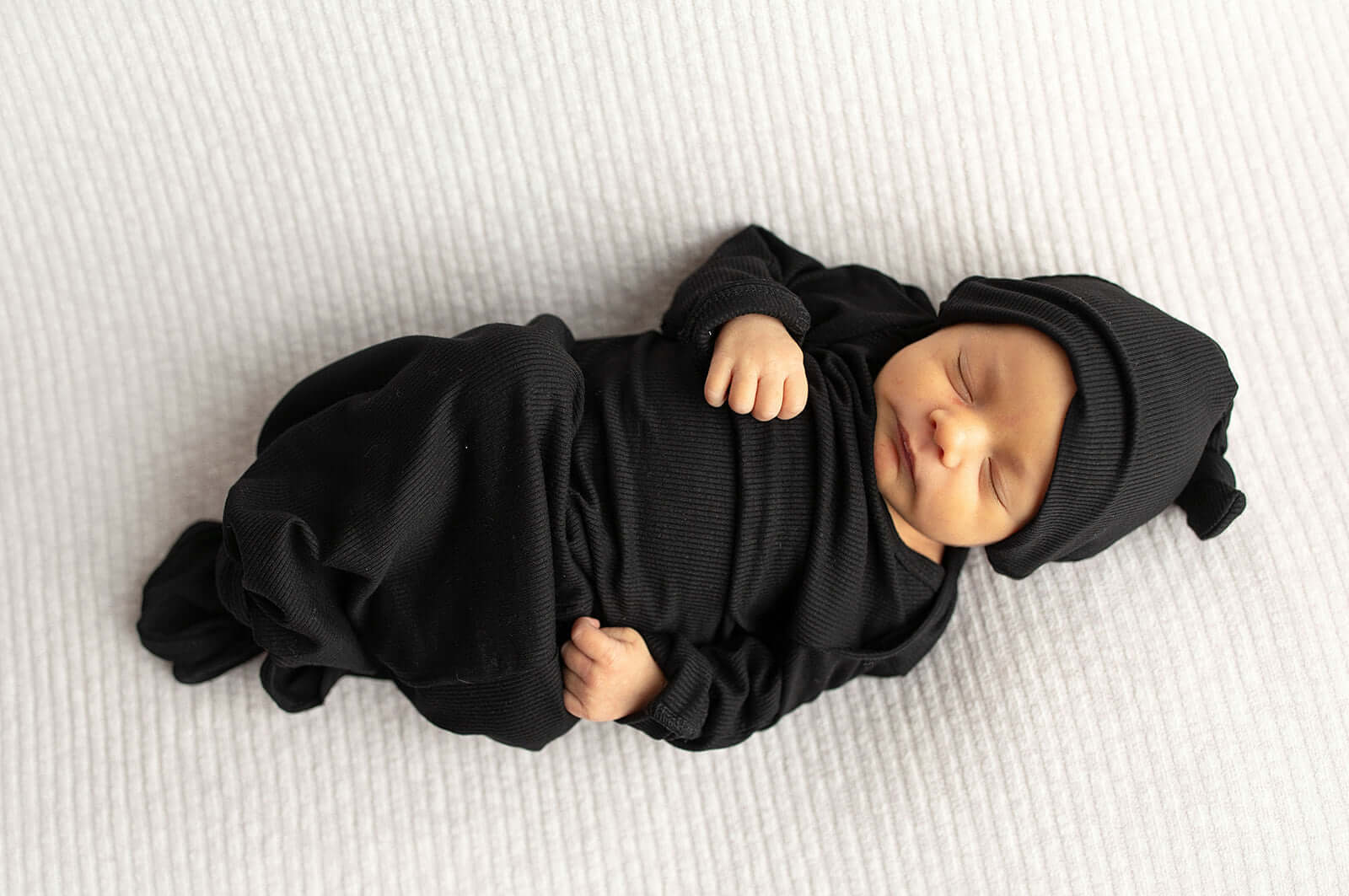 Black Ribbed Knotted Baby Gown | Milk & Baby