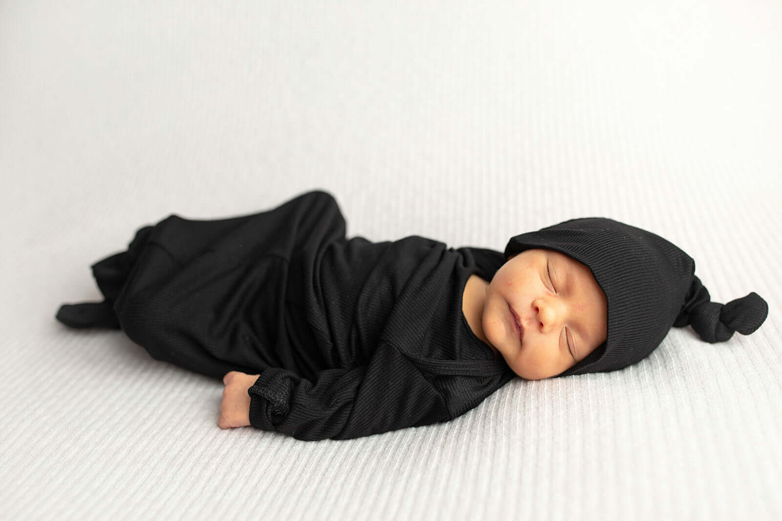 Black Ribbed Knotted Baby Gown | Milk & Baby