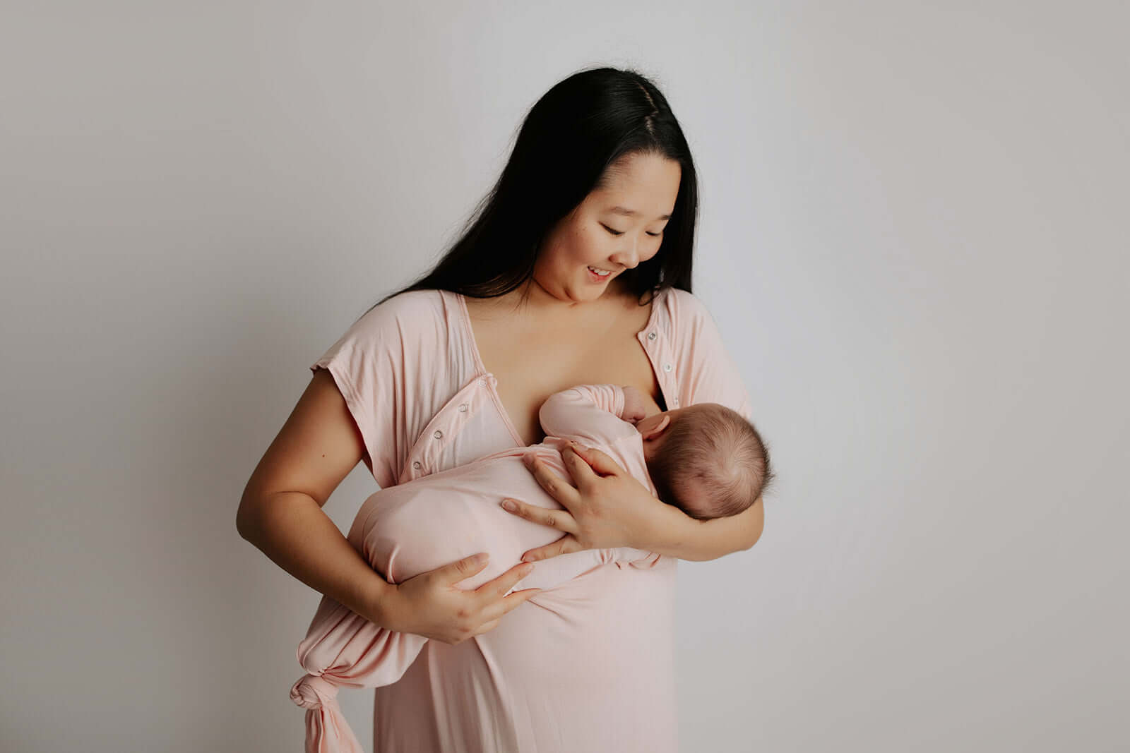 Heavenly Pink Mommy Labor & Delivery Gown | Milk & Baby