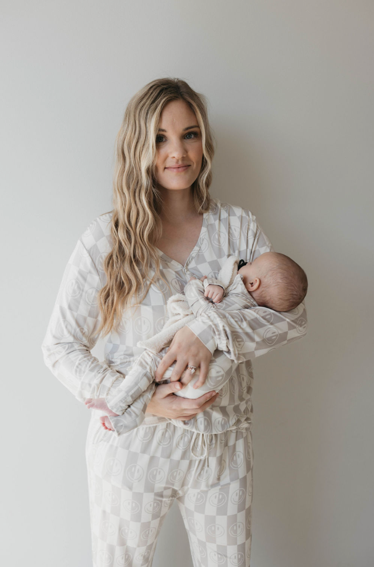Smile Checkerboard | Women's Bamboo Pajamas | Milk & Baby
