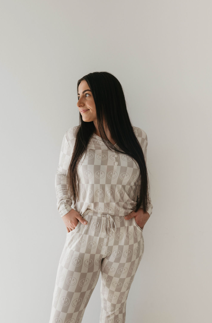 Smile Checkerboard | Women's Bamboo Pajamas | Milk & Baby