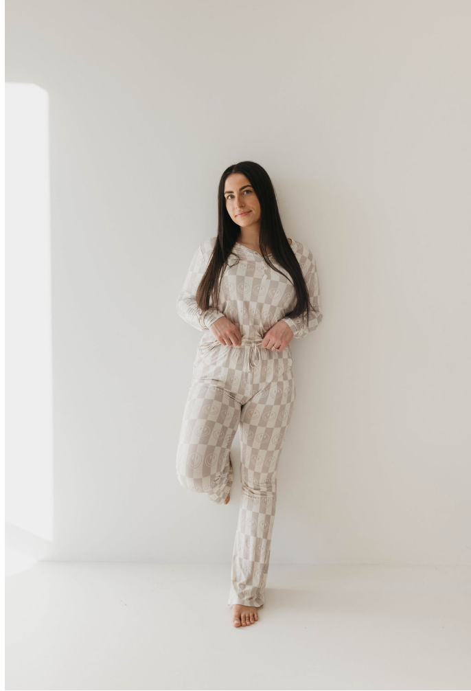 Smile Checkerboard | Women's Bamboo Pajamas | Milk & Baby