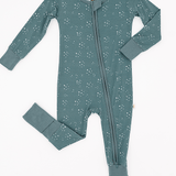 Starlit Sky | Bamboo One Piece Zip Pajama | An ultra-soft bamboo zip romper with an adorable star print, designed for comfort, breathability, and effortless diaper changes. Key Features: 🌱 Made from premium bamboo fabric – naturally soft and breathable �