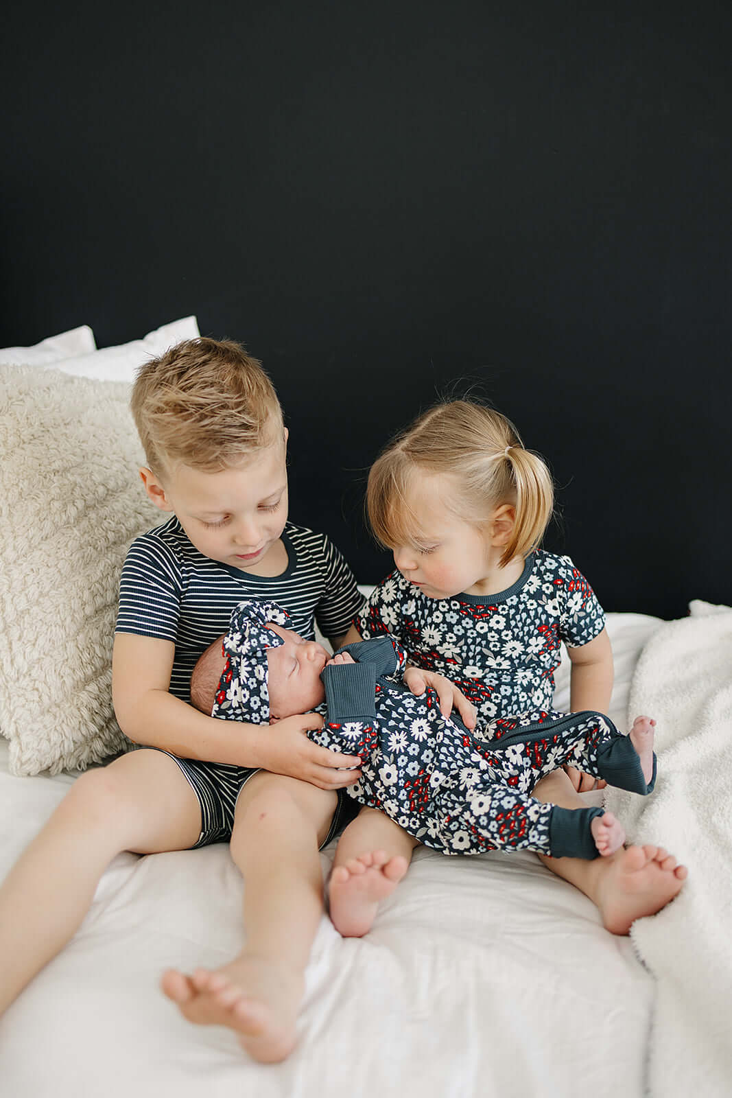 Americana Floral Ribbed Bamboo Zipper | Milk & Baby