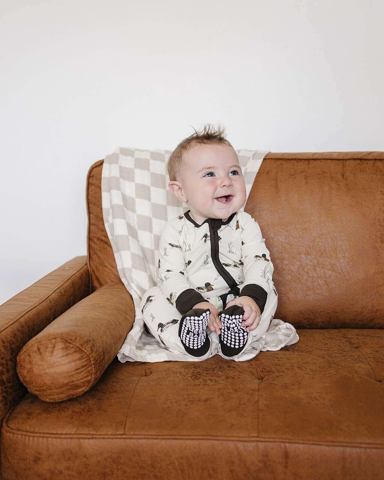 Ducks Ribbed Bamboo Zipper | Milk & Baby