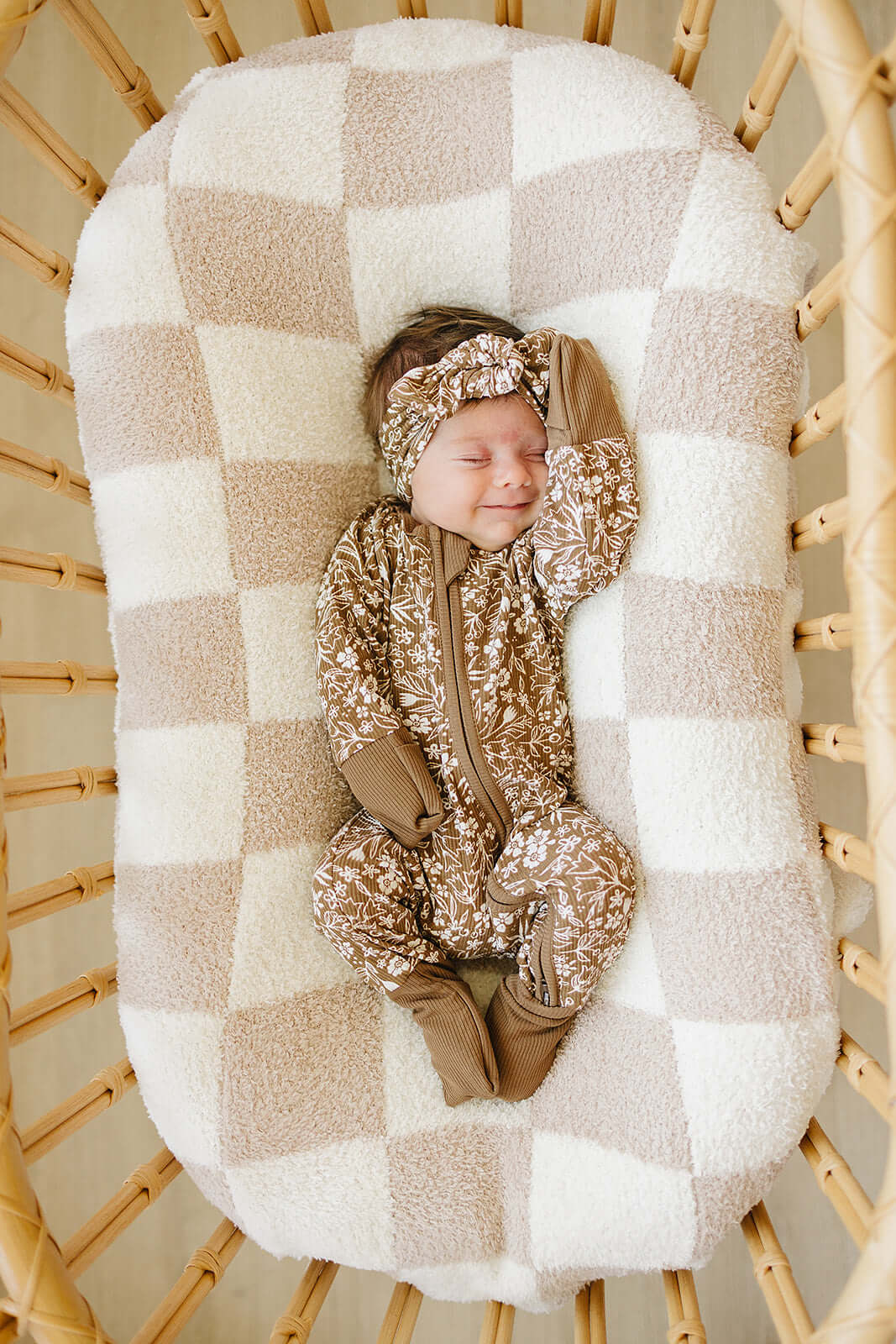 Brown Floral Ribbed Bamboo Zipper | Milk & Baby