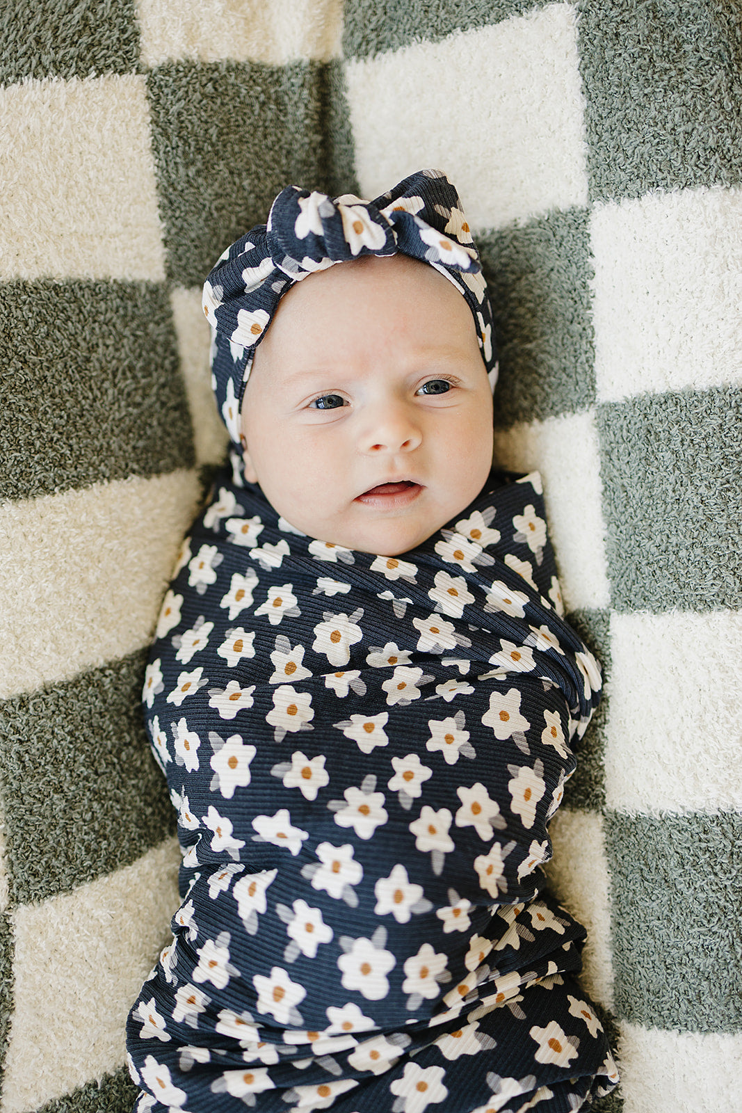 Navy Daisy Ribbed Bamboo Stretch Swaddle | Milk & Baby