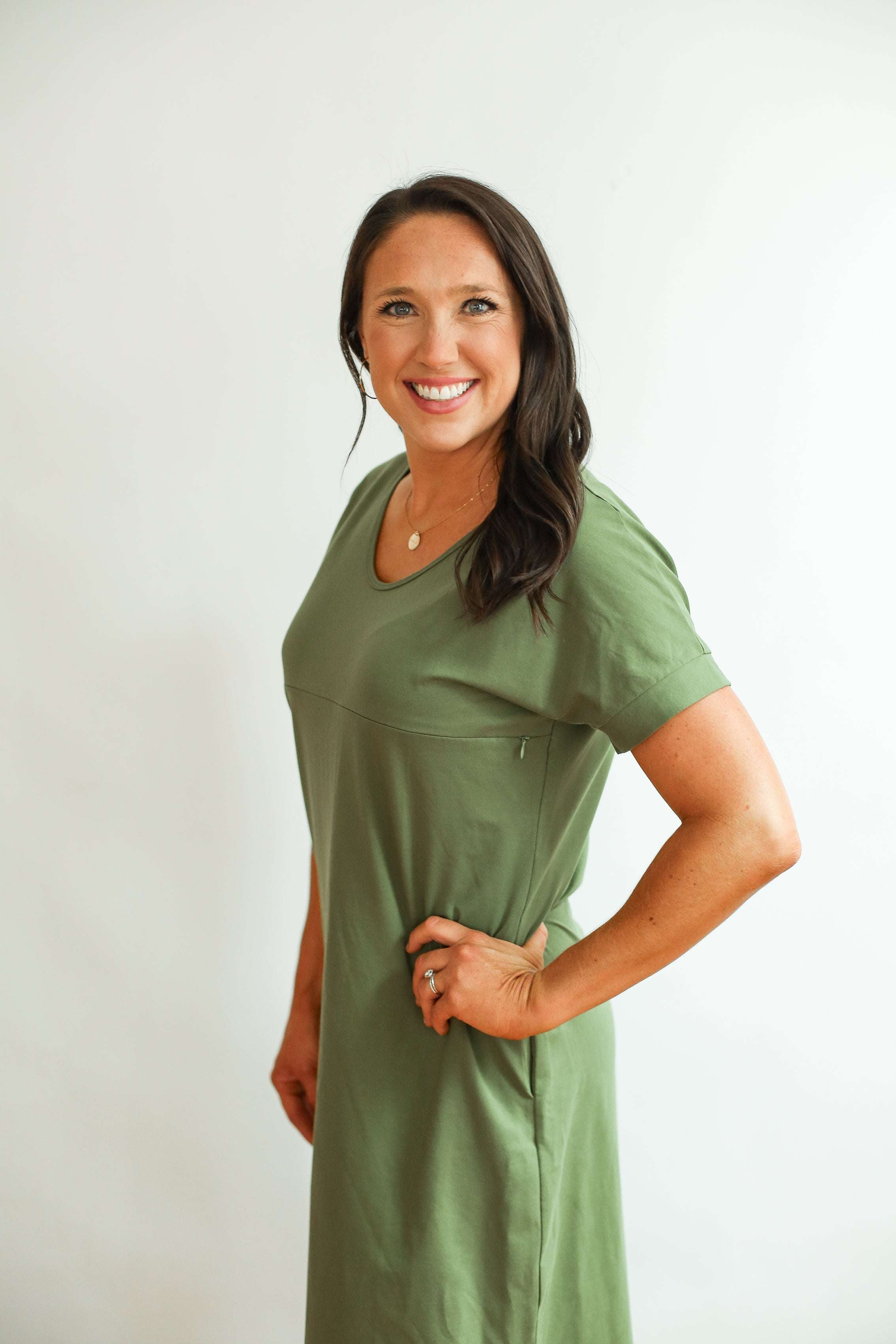 Invisible Zipper Midi Breastfeeding T-Shirt Dress | Milk & Baby