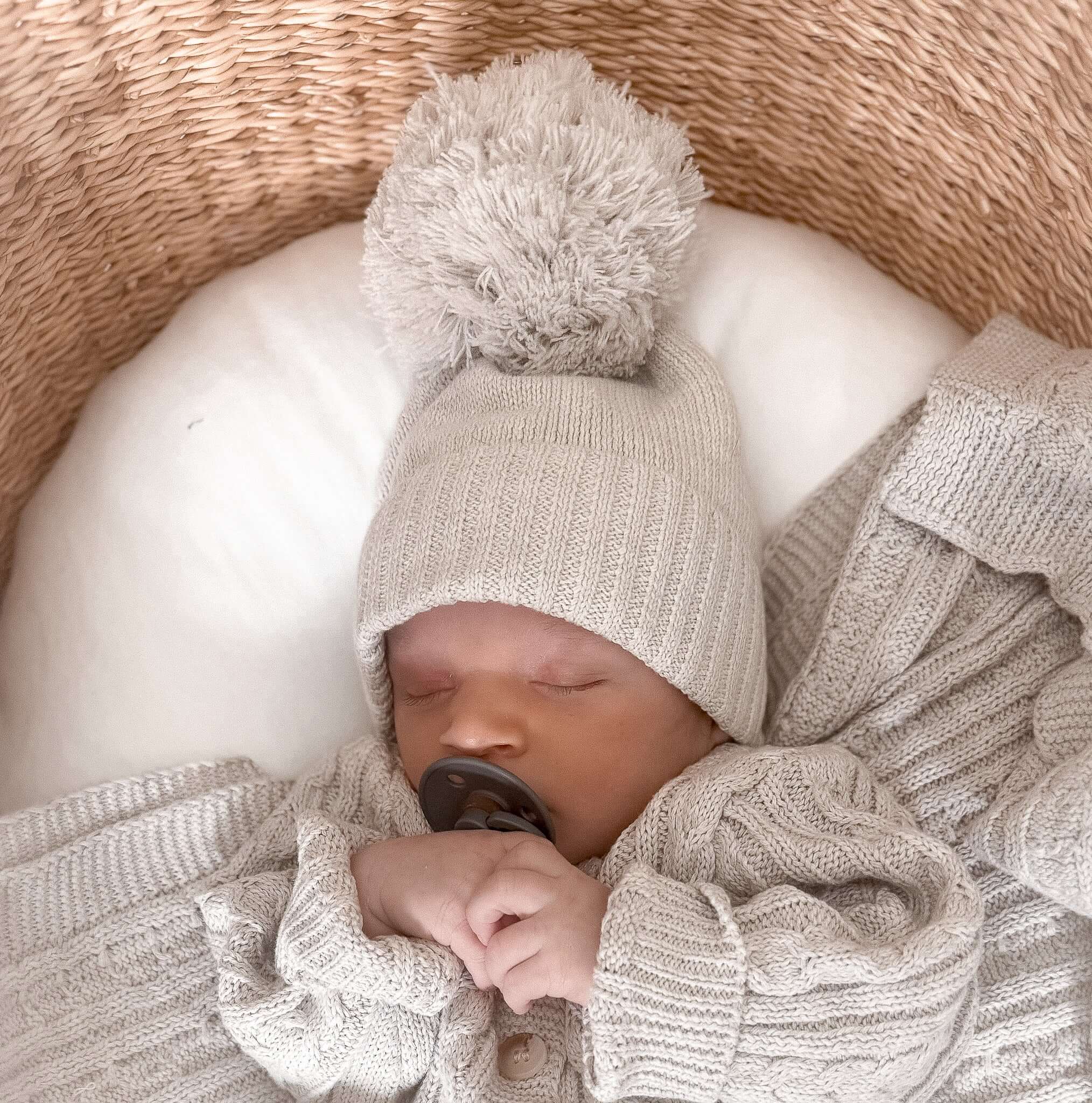 Luna + Luca Pom Beanie - Natural | Milk & Baby
