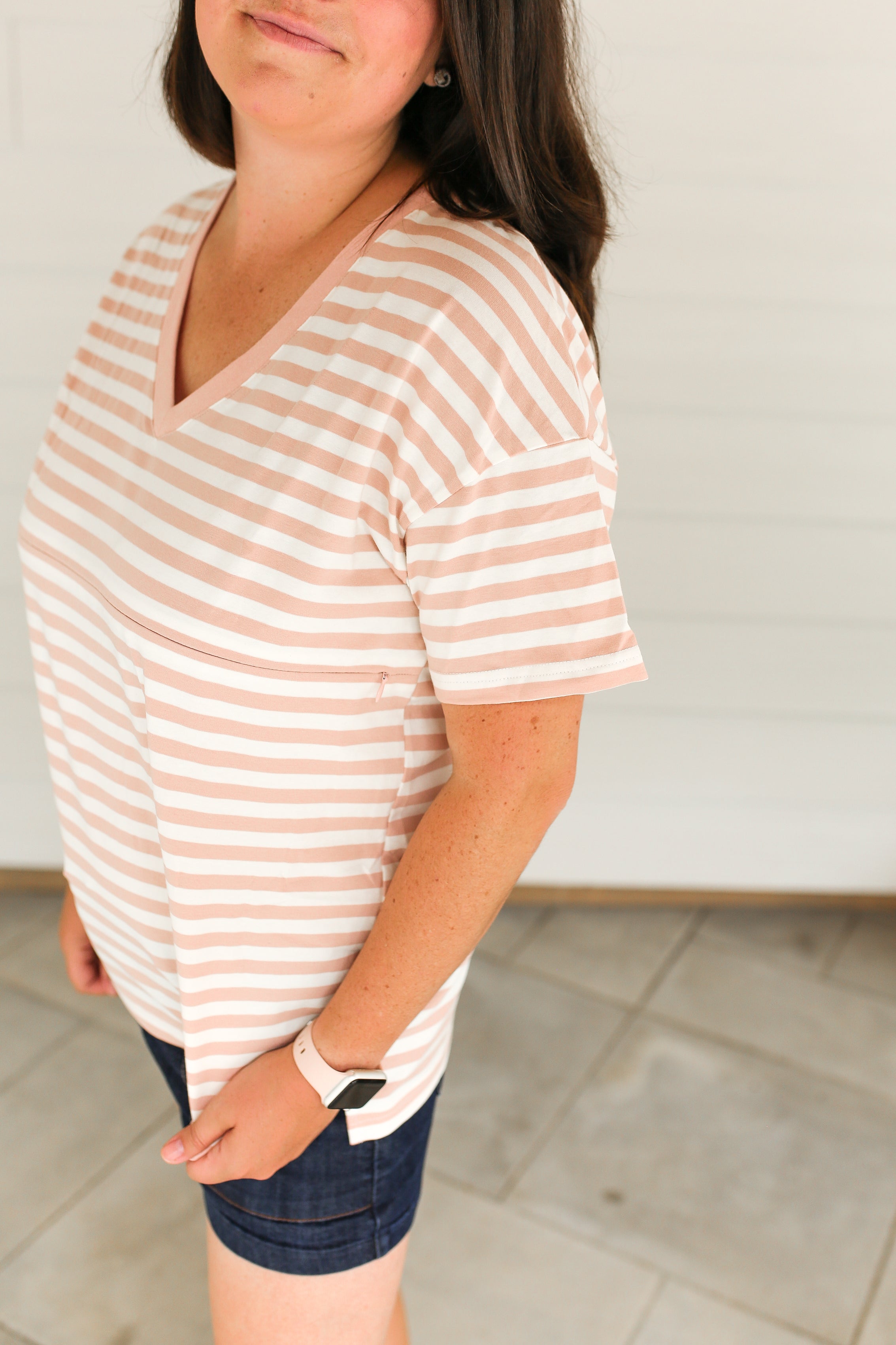 V-Neck Full Zip Breastfeeding Tee | Milk & Baby