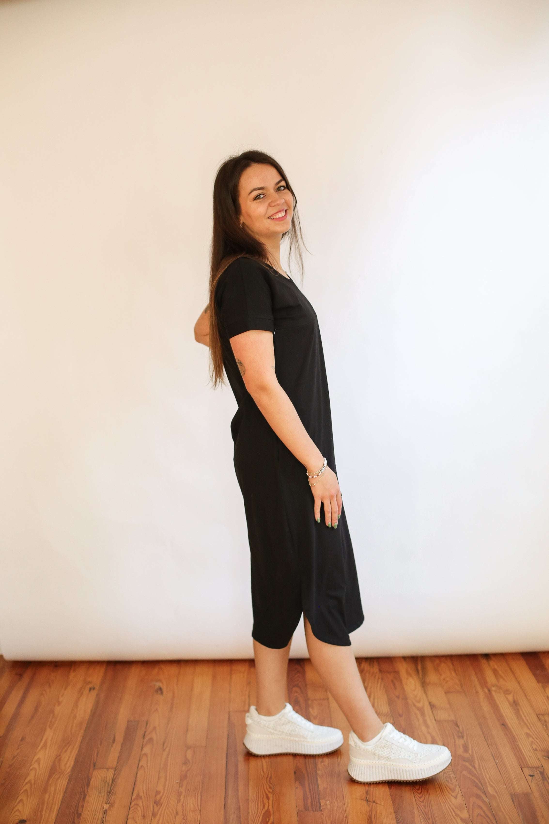 Invisible Zipper Midi Breastfeeding T-Shirt Dress | Milk & Baby