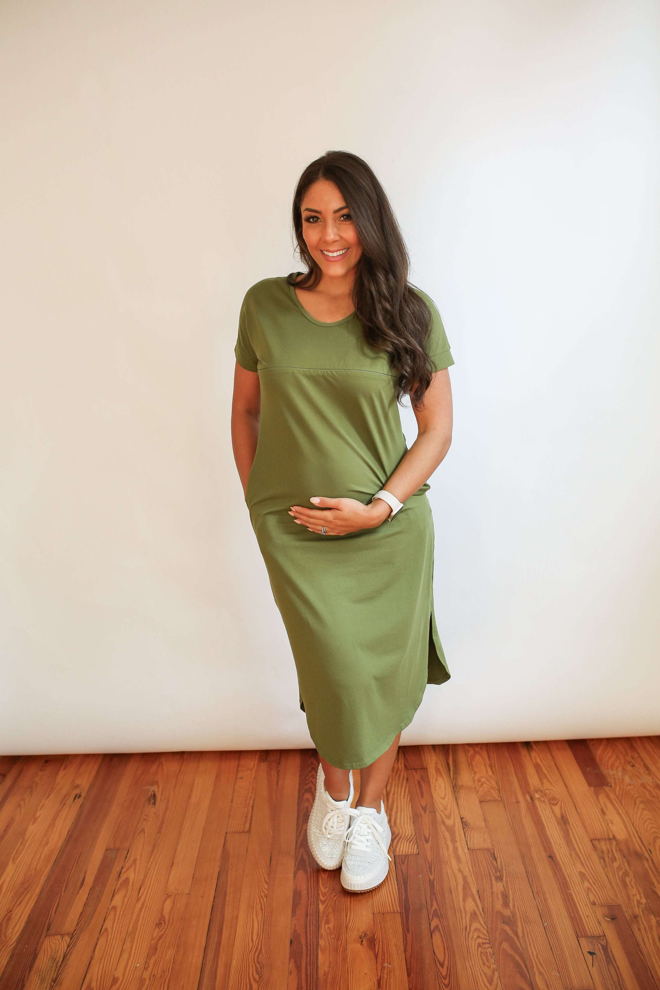 Invisible Zipper Midi Breastfeeding T-Shirt Dress | Milk & Baby