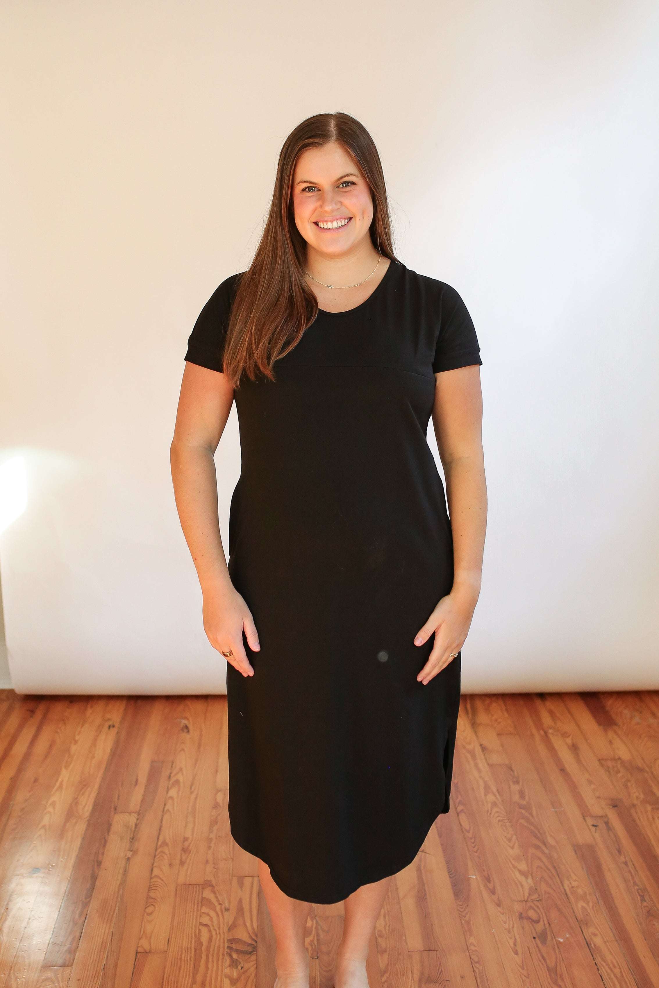 Invisible Zipper Midi Breastfeeding T-Shirt Dress | Milk & Baby
