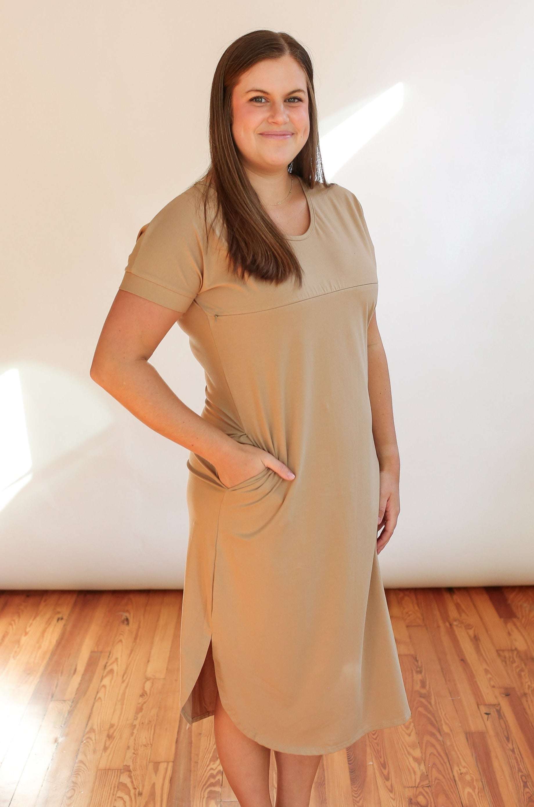 Invisible Zipper Midi Breastfeeding T-Shirt Dress | Milk & Baby