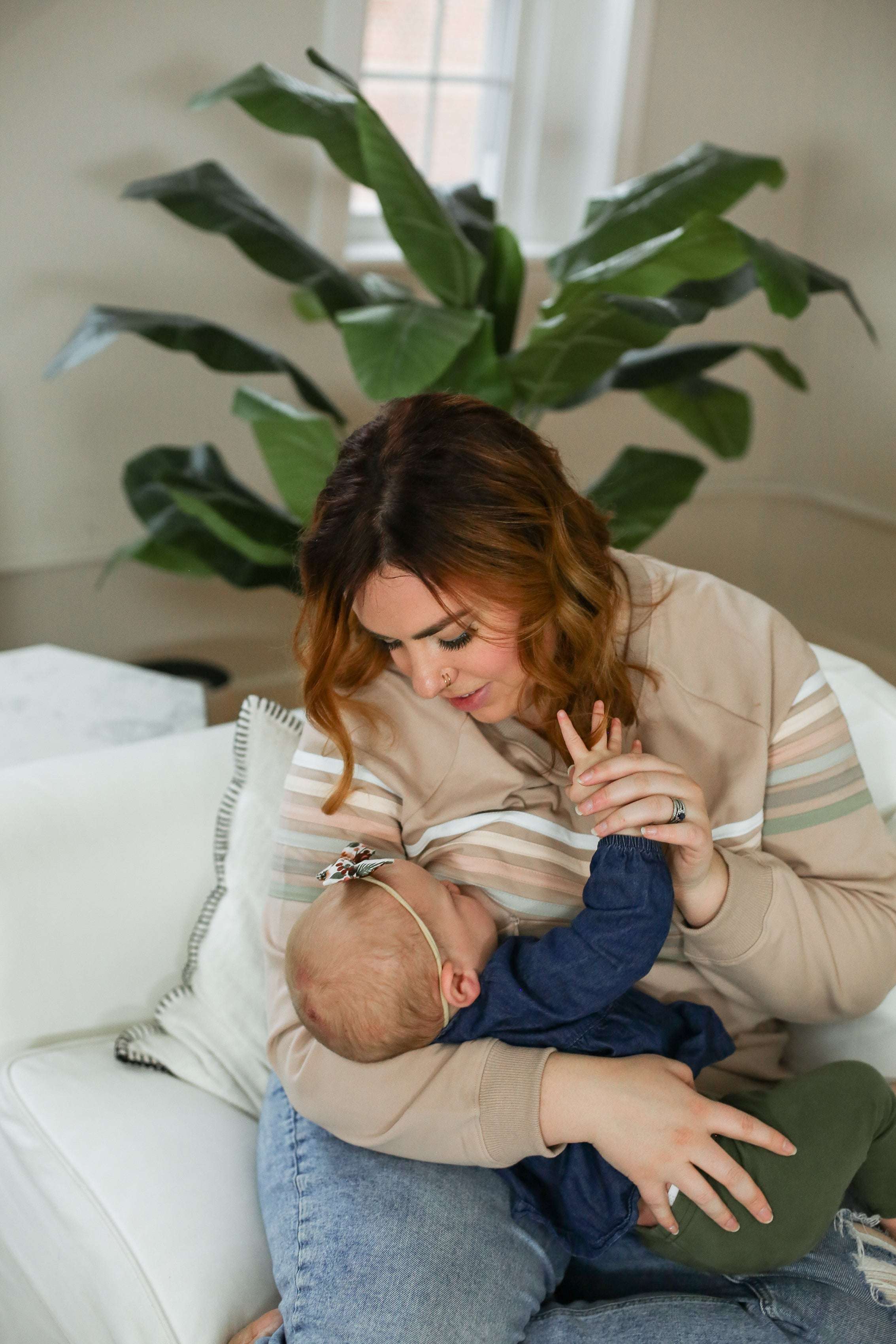 Six Stripe Invisible Zip Breastfeeding Sweatshirt Milk & Baby