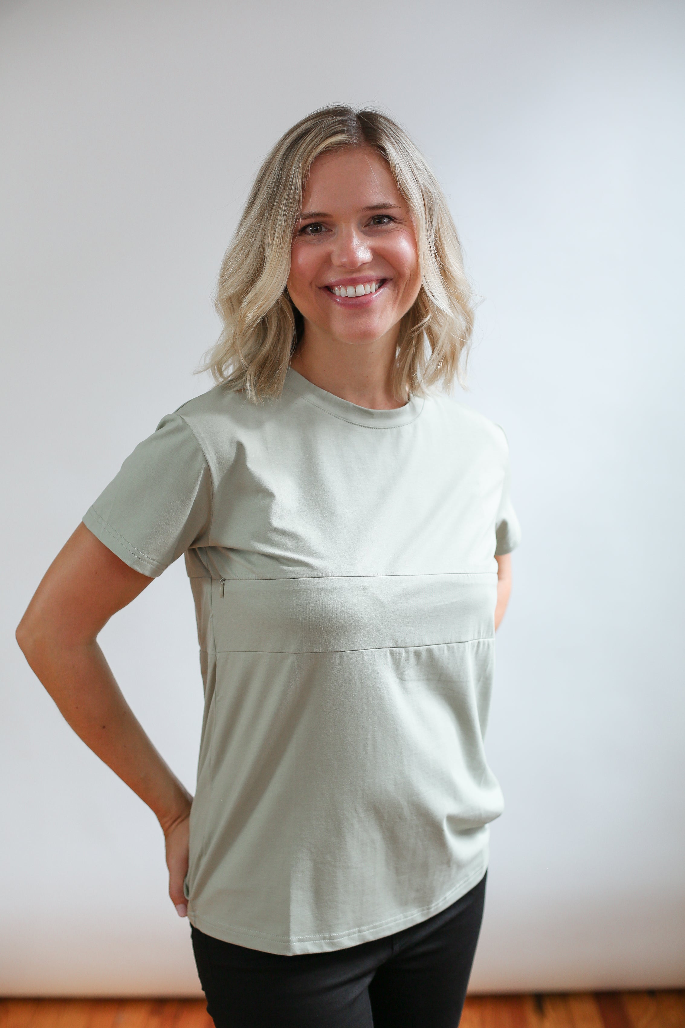 Full Zip Breastfeeding Tee | Milk & Baby