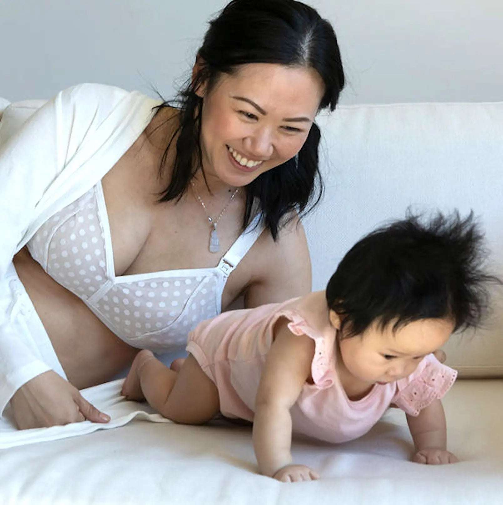 Rose 2.0 Nursing + Handsfree Pumping Bra | Milk & Baby