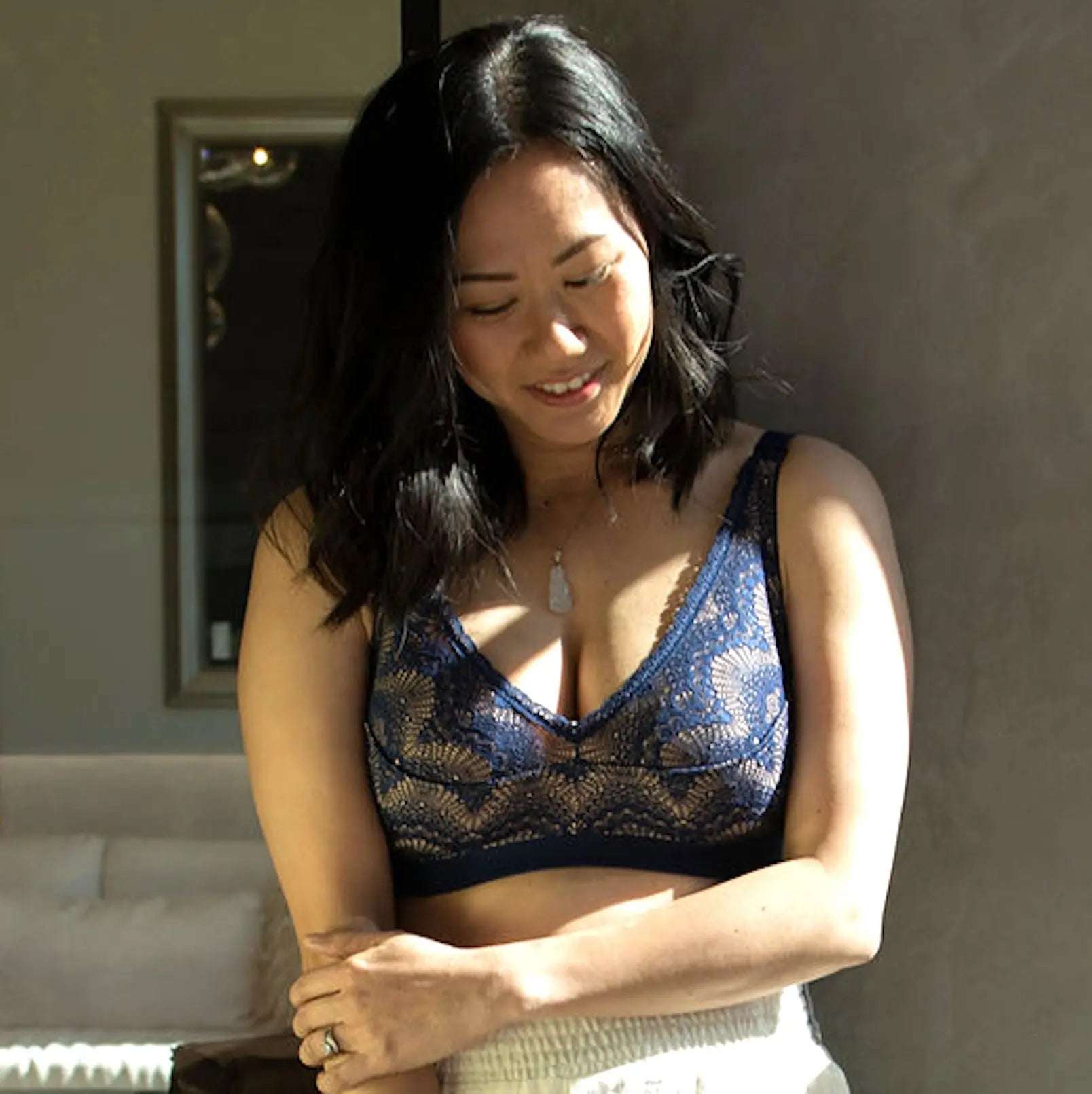 Ruby Handsfree Pumping + Nursing Bra | Milk & Baby