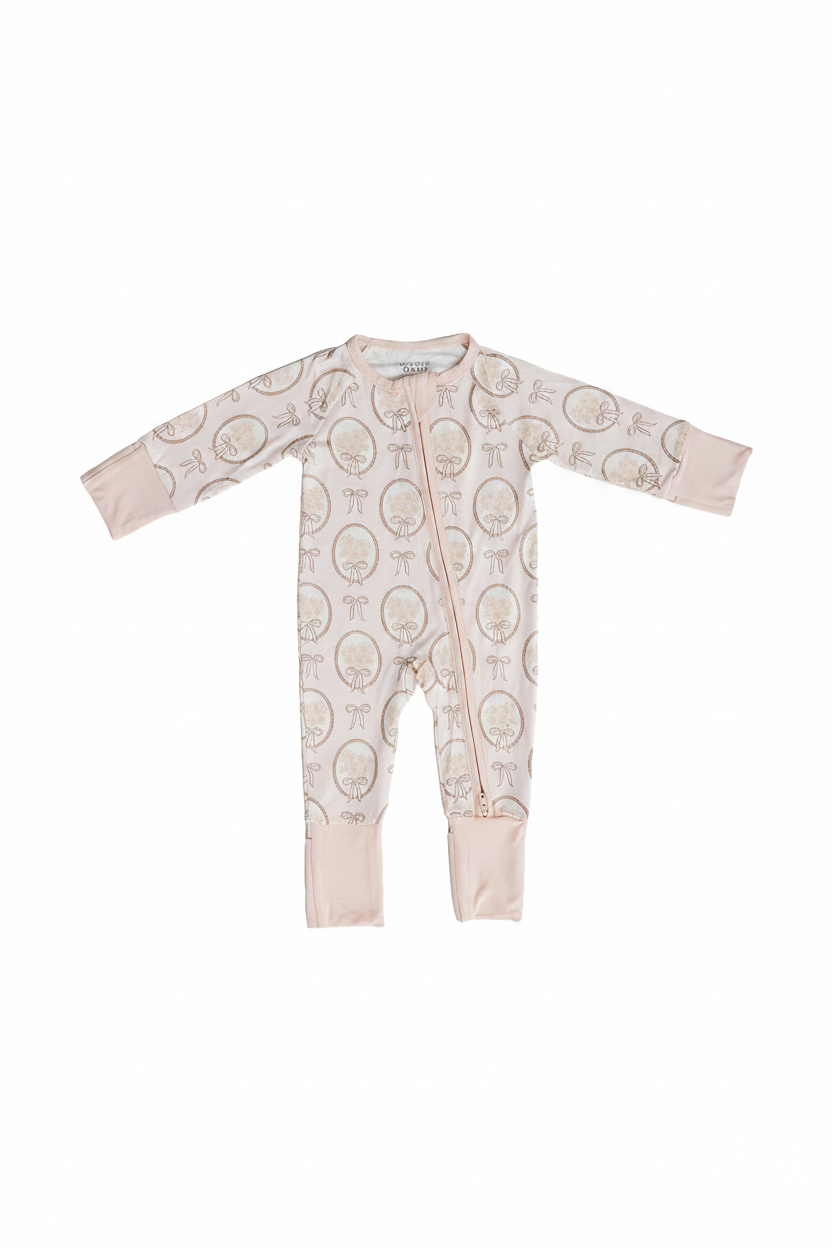 Vintage Bouquet Bamboo Zipper - Portrait